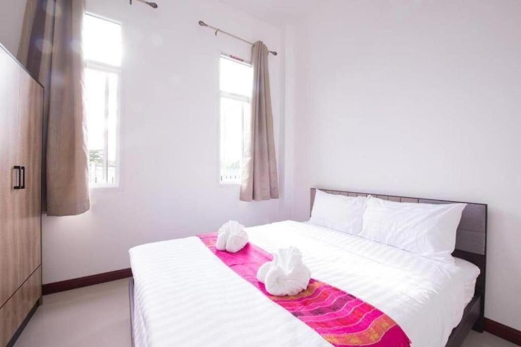 Bees Smile Hotel Chiang Rai Buitenkant foto